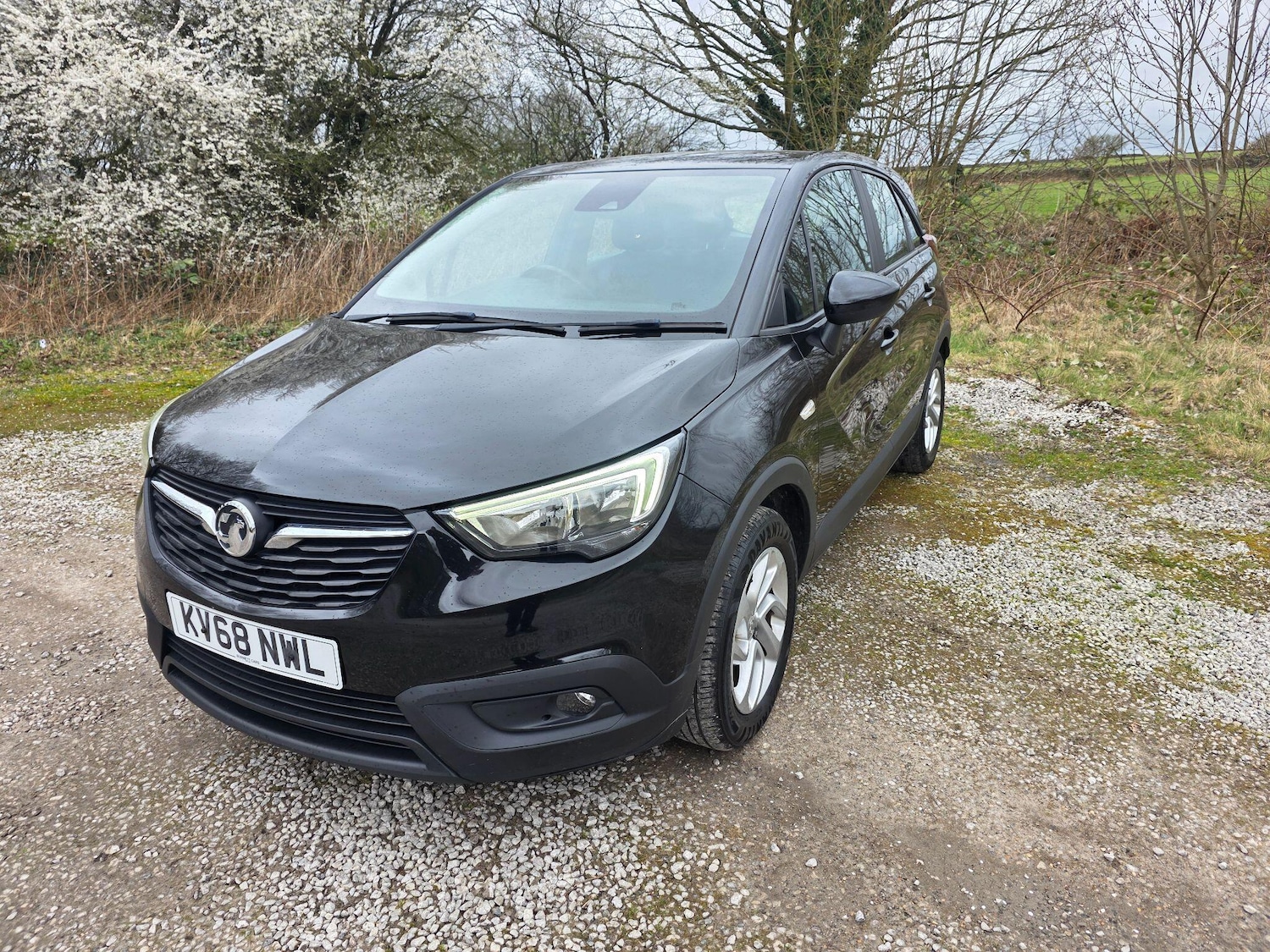Used Vauxhall Crossland X 2018 for sale - 77883388: Photo 2