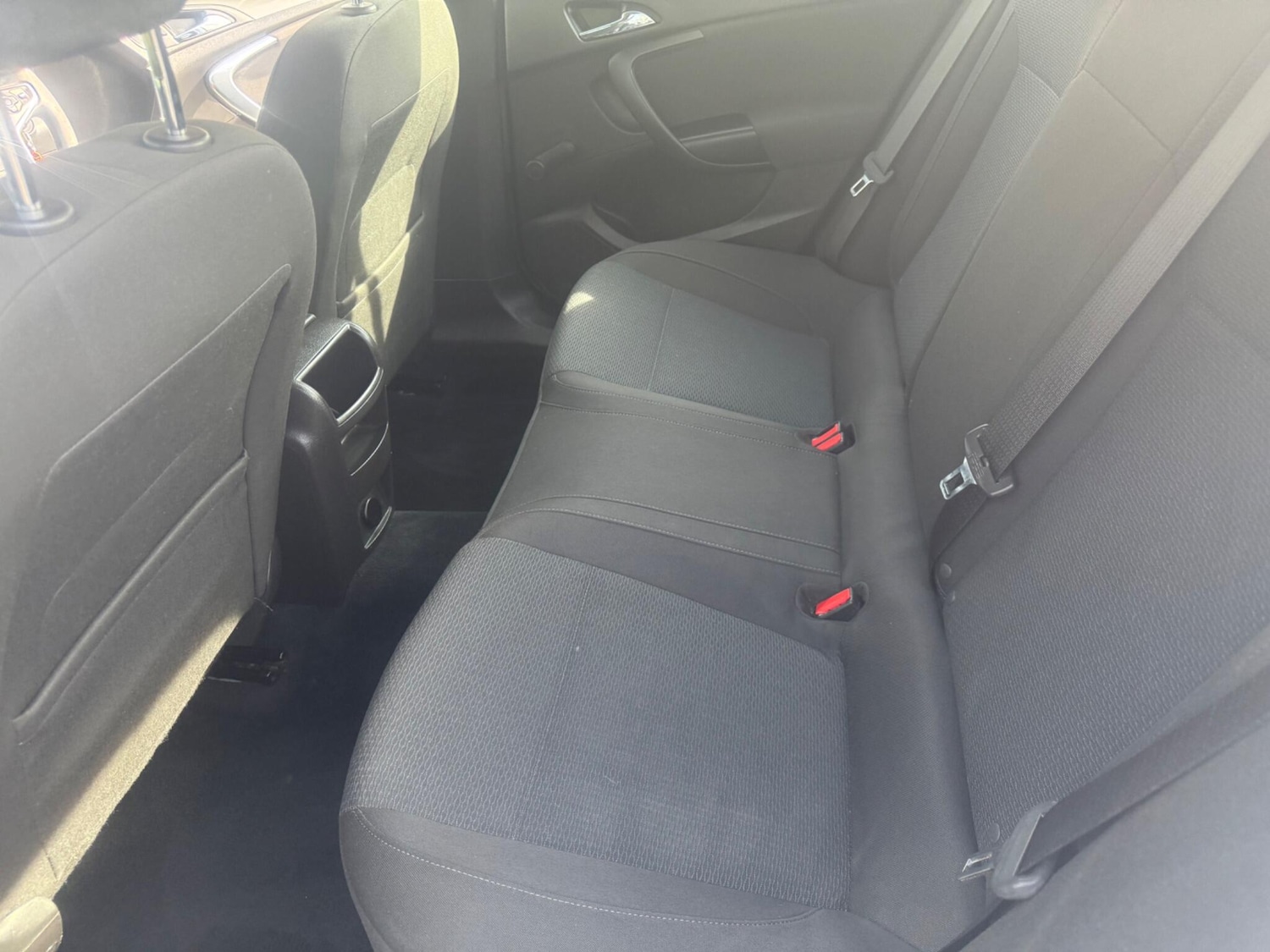 Used Vauxhall Insignia 2016 for sale - 77957283: Photo 9