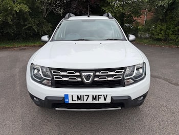 Used Dacia Duster 2017 for sale - 79677096: Photo