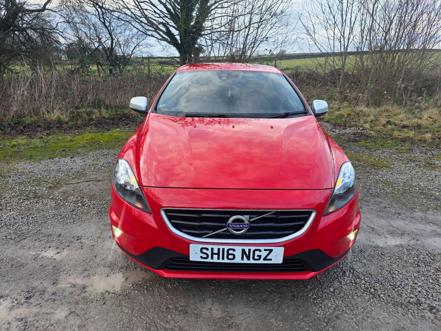 Used Volvo V40 2016 for sale - 77155766: Photo 2