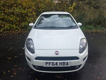 Used Fiat Punto 2014 for sale - 76441279: Photo