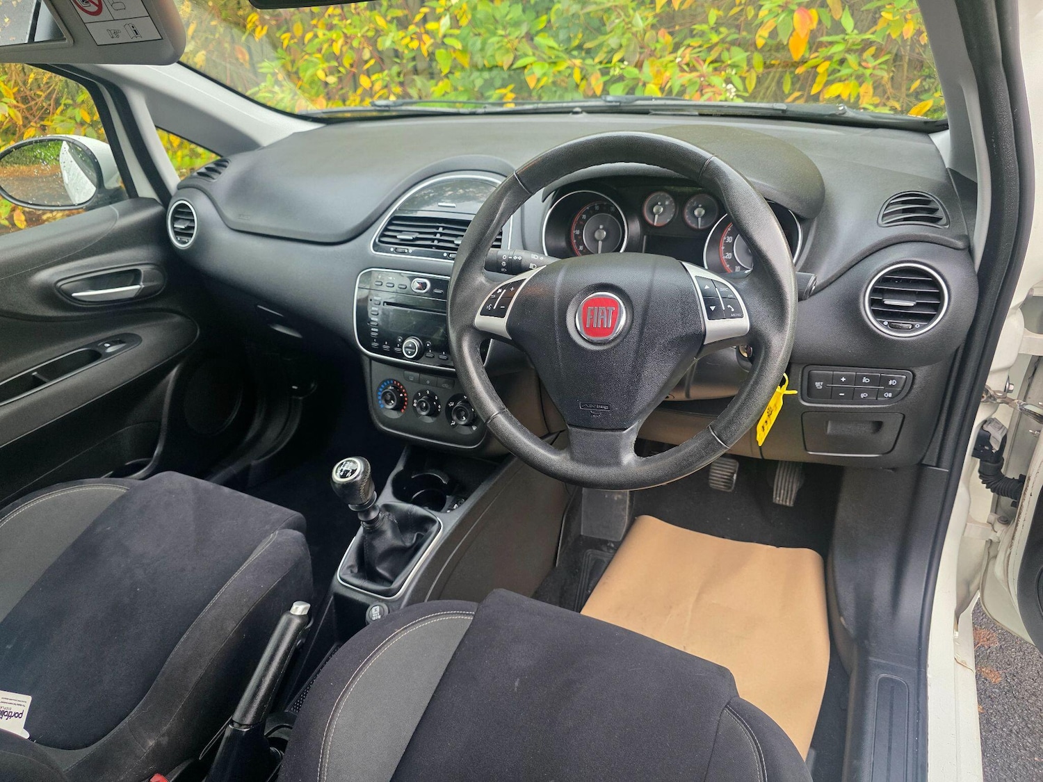 Used Fiat Punto 2014 for sale - 76441279: Photo 9