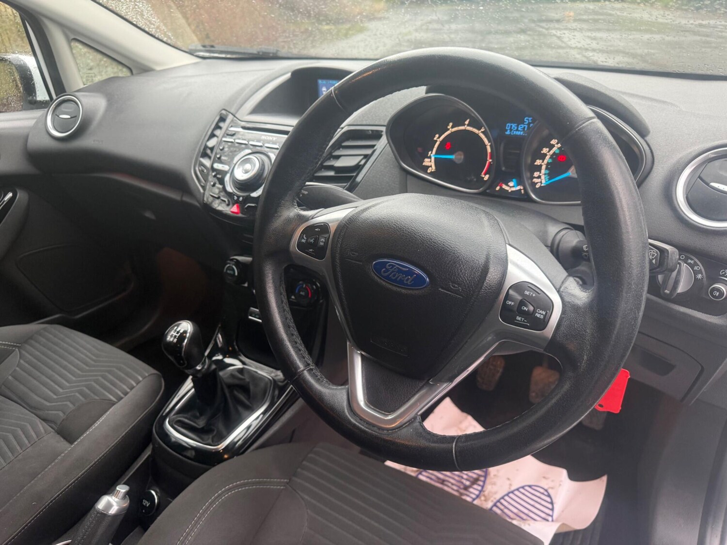 Used Ford Fiesta 2013 for sale - 77467921: Photo 11