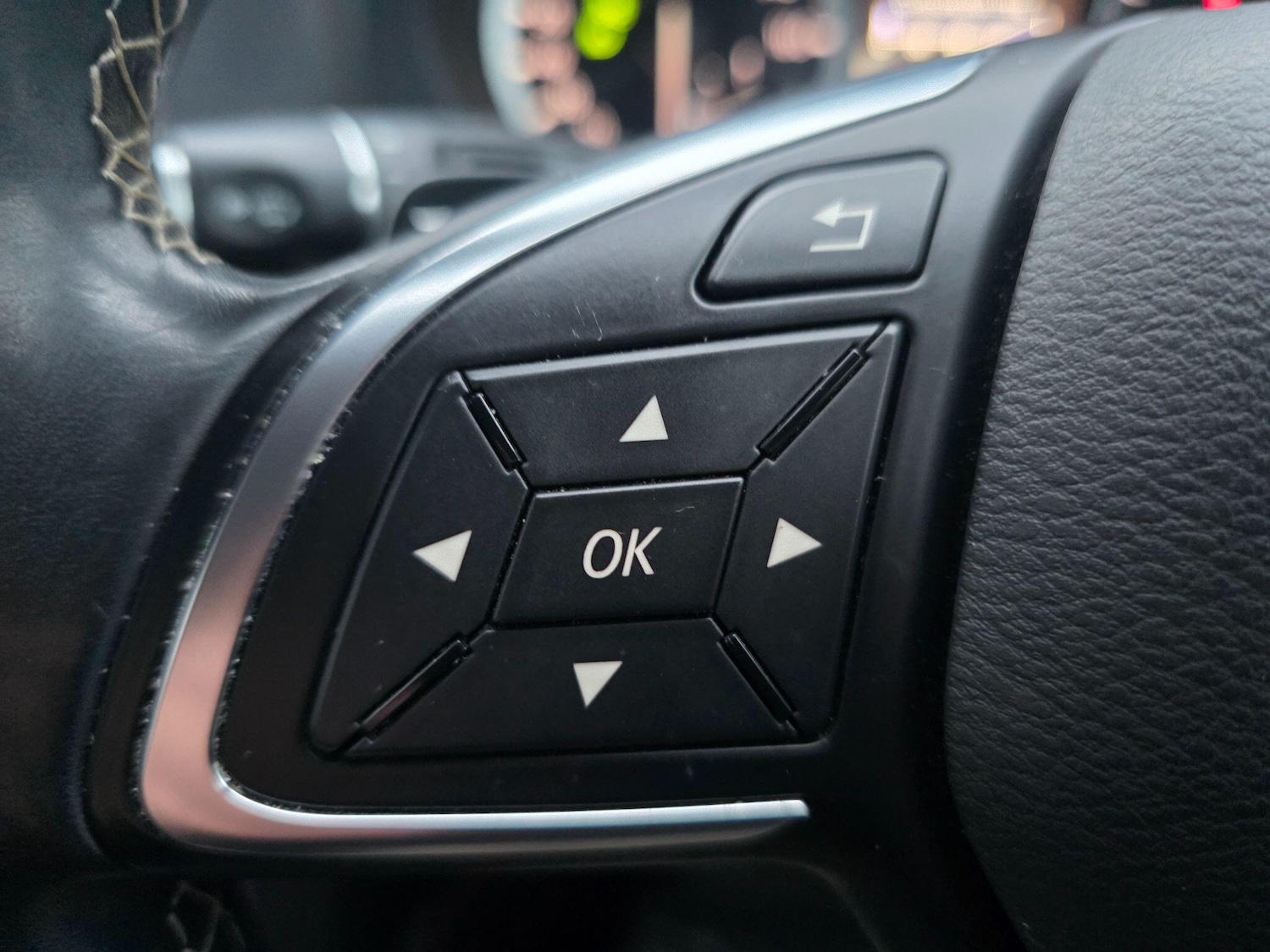 Used Infiniti Q30 2017 for sale - 78185635: Photo 17