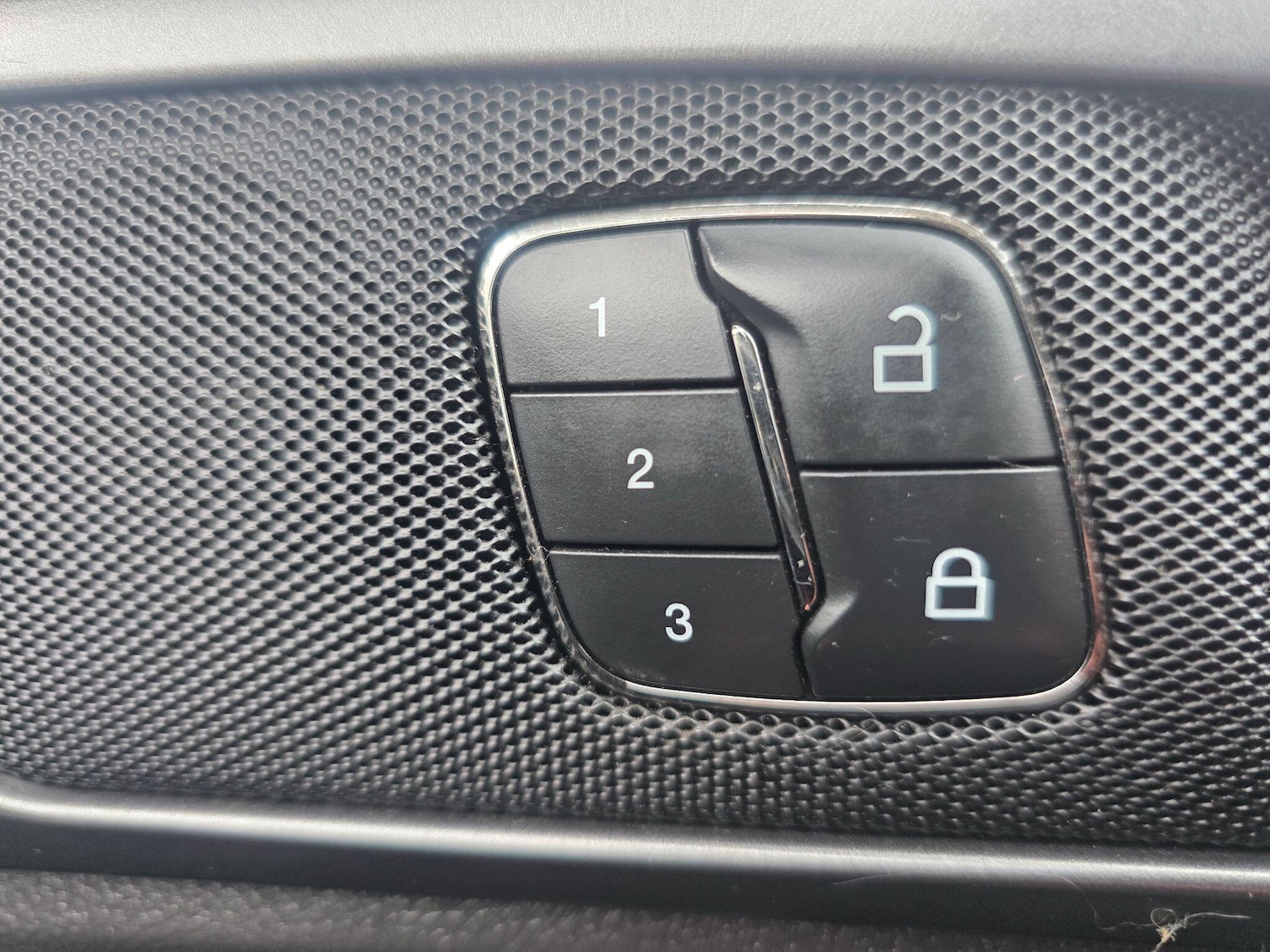 Used Ford Mondeo 2016 for sale - 78047428: Photo 19