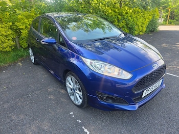 Used Ford Fiesta 2015 for sale - 78676318: Photo