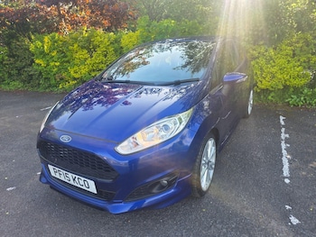 Used Ford Fiesta 2015 for sale - 78676318: Photo