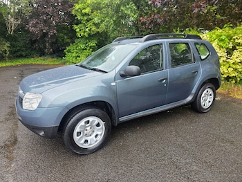 Used Dacia Duster 2014 for sale - 79452987: Photo