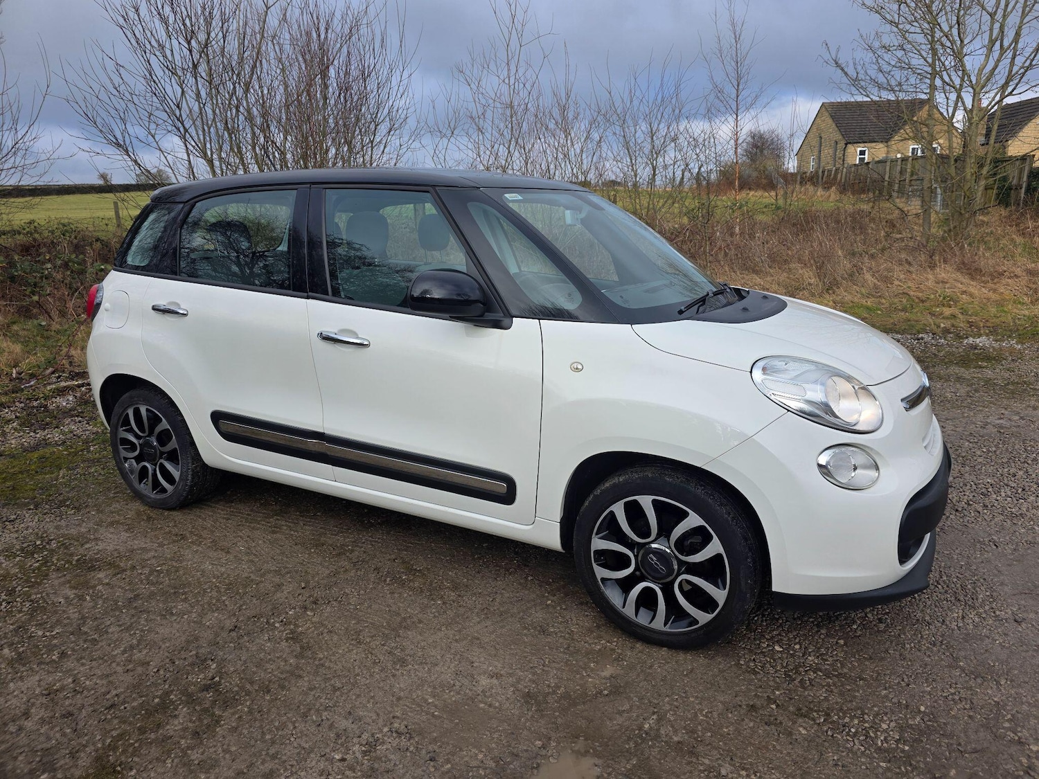 Used Fiat 500L 2013 for sale - 77387609: Photo 8