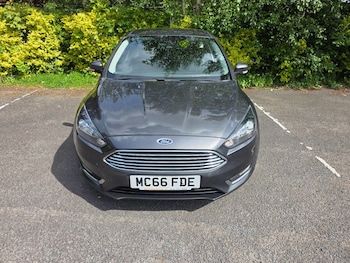 Used Ford Focus 2017 for sale - 78676174: Photo