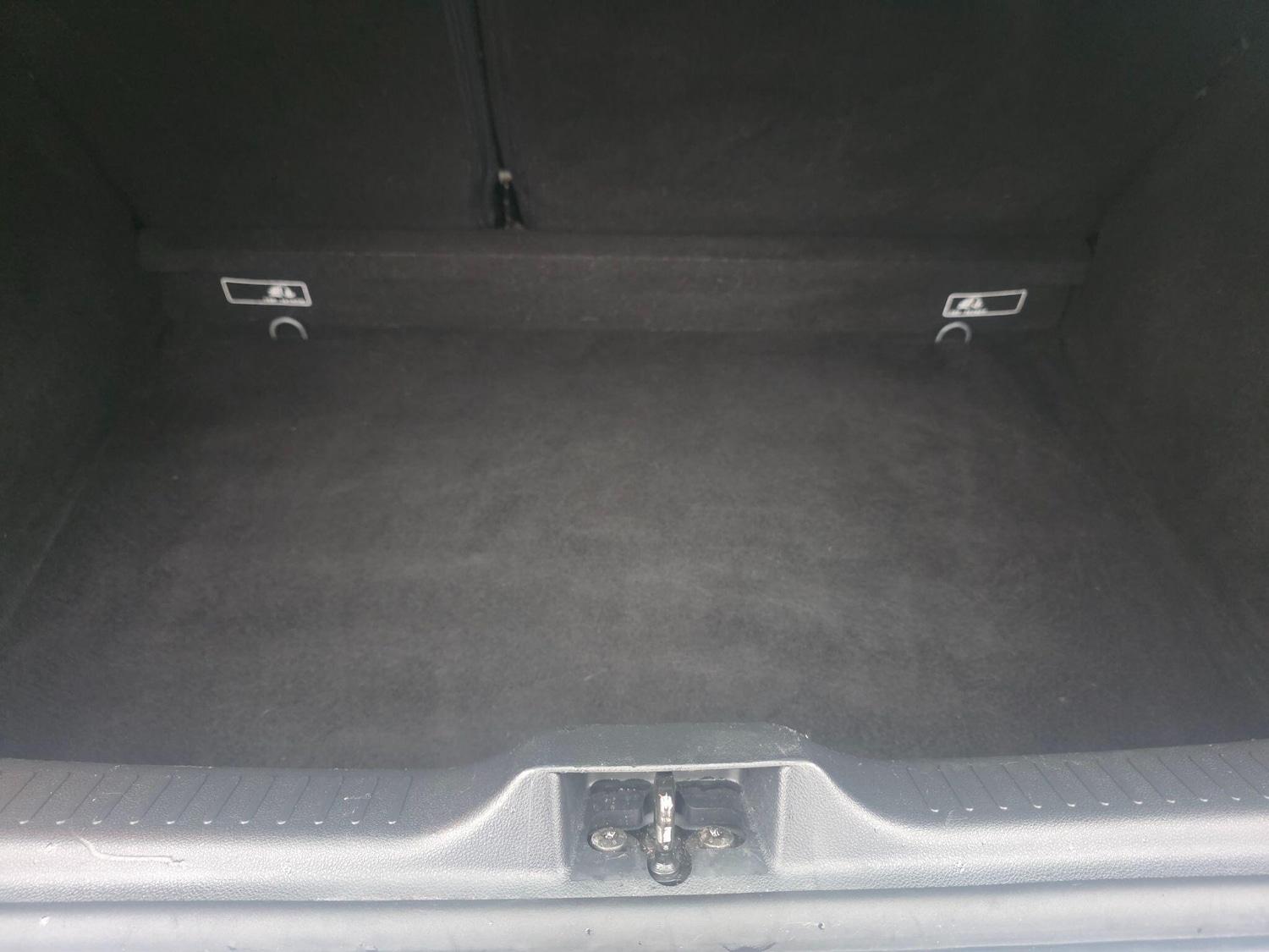 Used Renault Clio 2018 for sale - 77039994: Photo 11