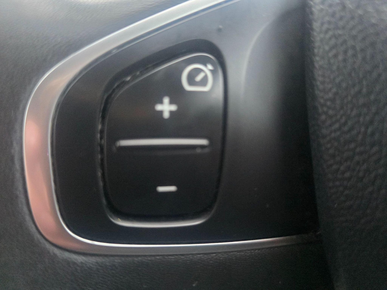 Used Renault Clio 2018 for sale - 77039994: Photo 13