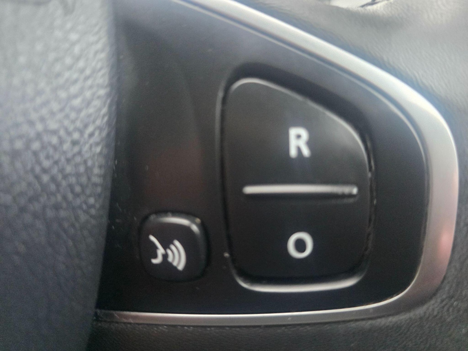 Used Renault Clio 2018 for sale - 77039994: Photo 14