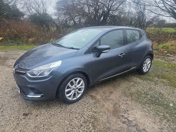 Used Renault Clio 2018 for sale - 77039994: Photo