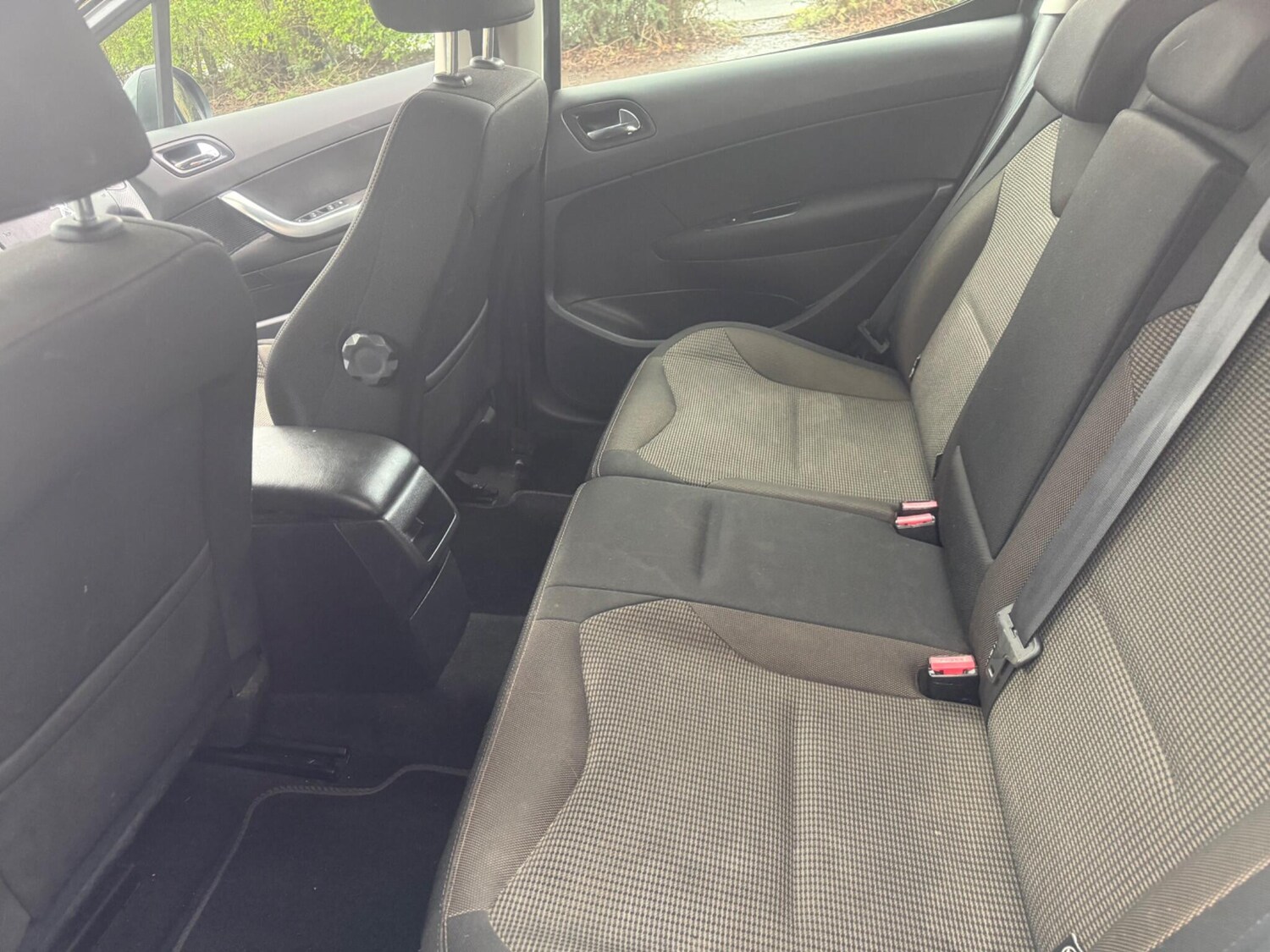 Used Peugeot 308 2013 for sale - 77484304: Photo 13