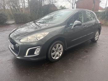Used Peugeot 308 2013 for sale - 77484304: Photo