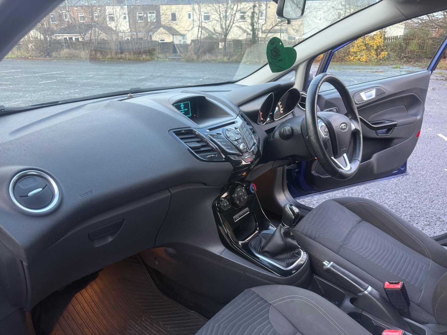 Used Ford Fiesta 2015 for sale - 76850413: Photo 10