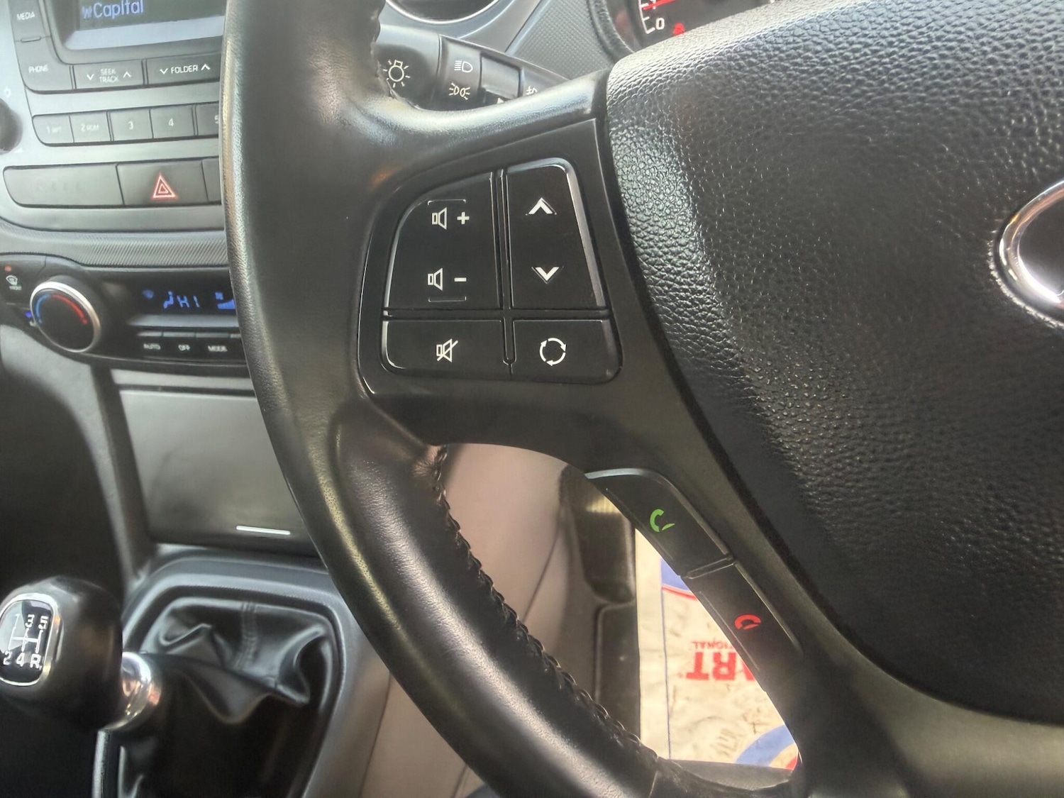 Used Hyundai i10 2017 for sale - 77978060: Photo 18