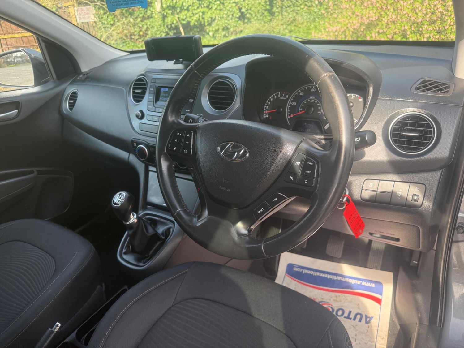 Used Hyundai i10 2017 for sale - 77978060: Photo 9