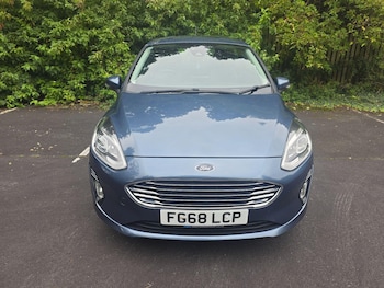 Used Ford Fiesta 2018 for sale - 76122746: Photo 2