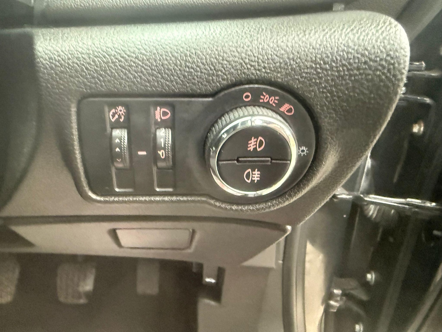 Used Vauxhall Astra 2015 for sale - 77074285: Photo 17