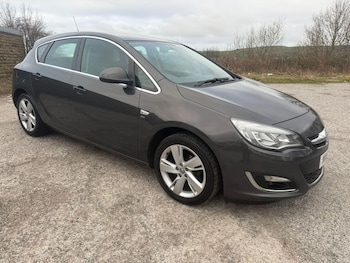 Used Vauxhall Astra 2015 for sale - 77074285: Photo