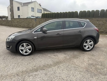 Used Vauxhall Astra 2015 for sale - 77074285: Photo