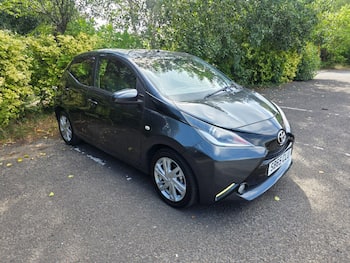 Used Toyota AYGO 2015 for sale - 79508637: Photo