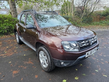 Used Dacia Duster 2016 for sale - 76855749: Photo