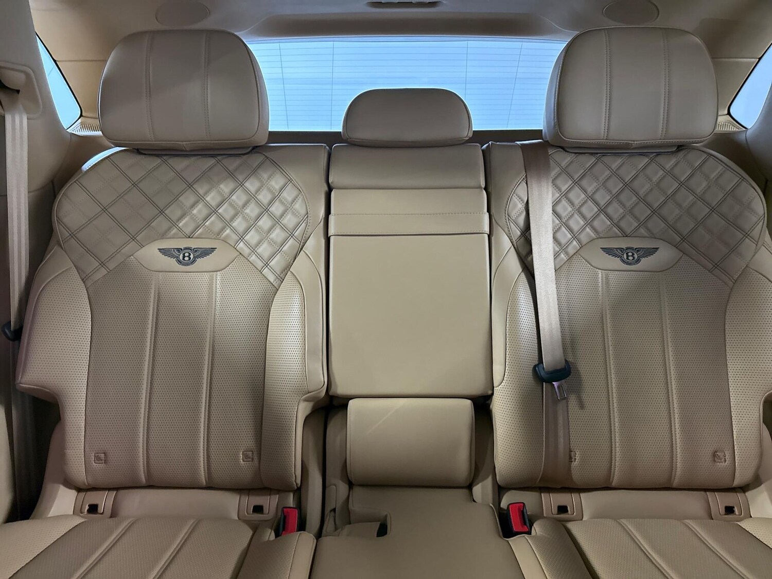Used Bentley Bentayga 2022 for sale - 76974506: Photo 28