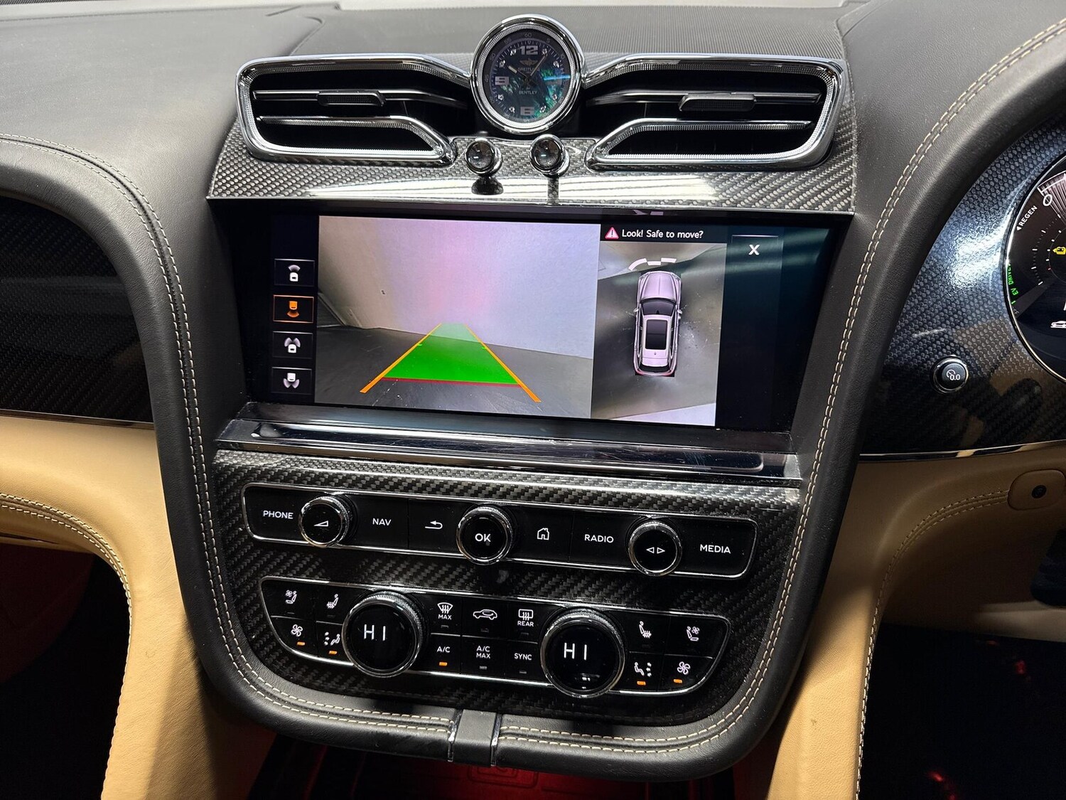 Used Bentley Bentayga 2022 for sale - 76974506: Photo 36