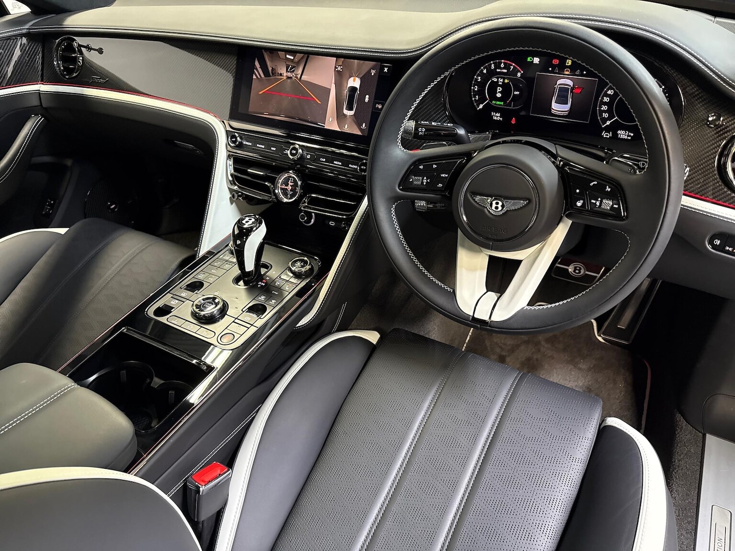 Used Bentley Flying Spur 2025 for sale - 76292956: Photo 24