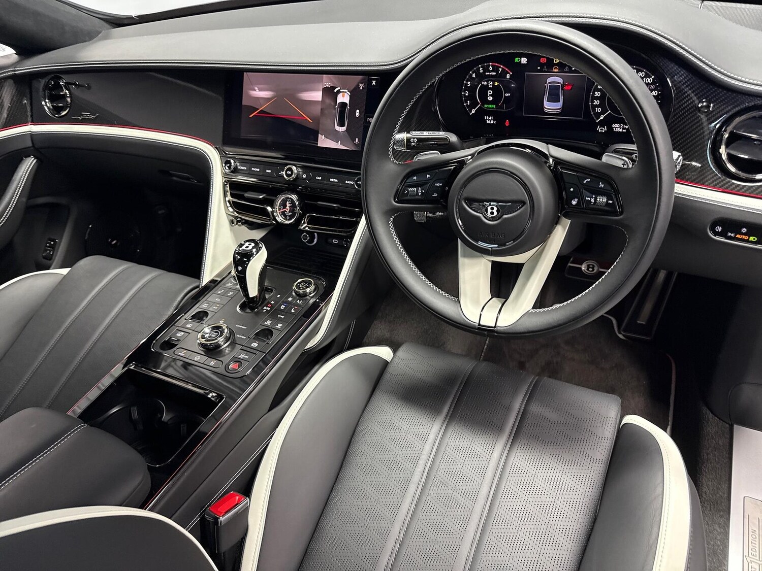 Used Bentley Flying Spur 2025 for sale - 76292956: Photo 30