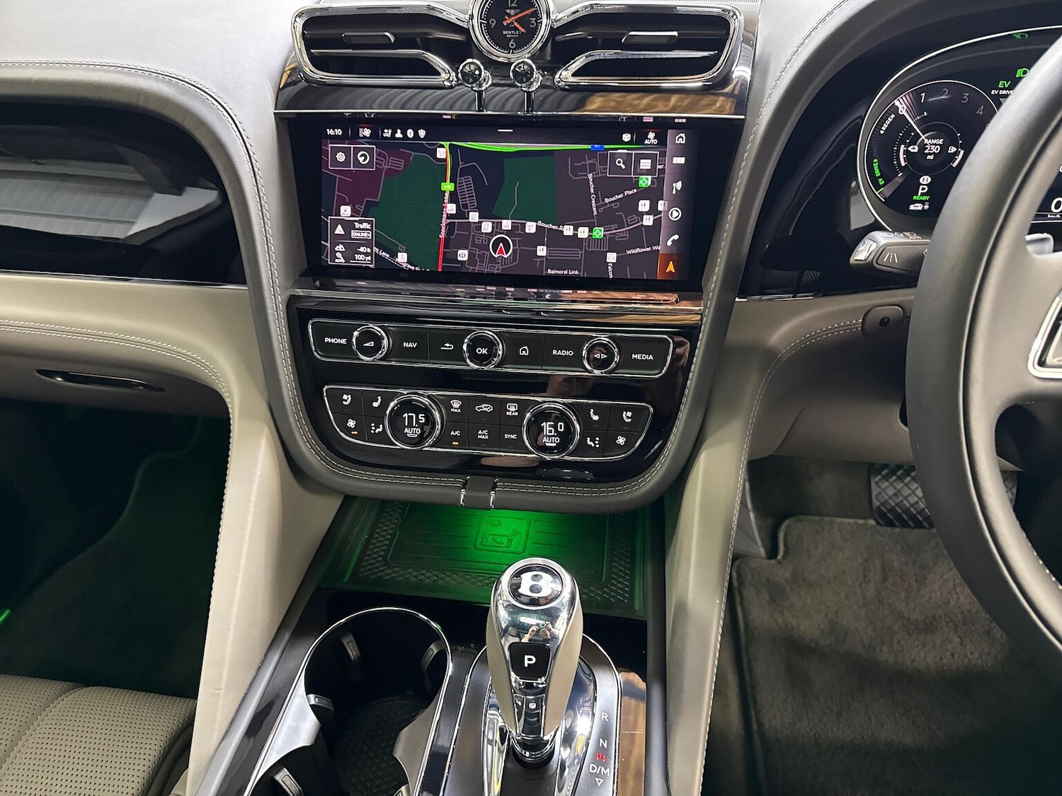 Used Bentley Bentayga 2024 for sale - 77489565: Photo 28