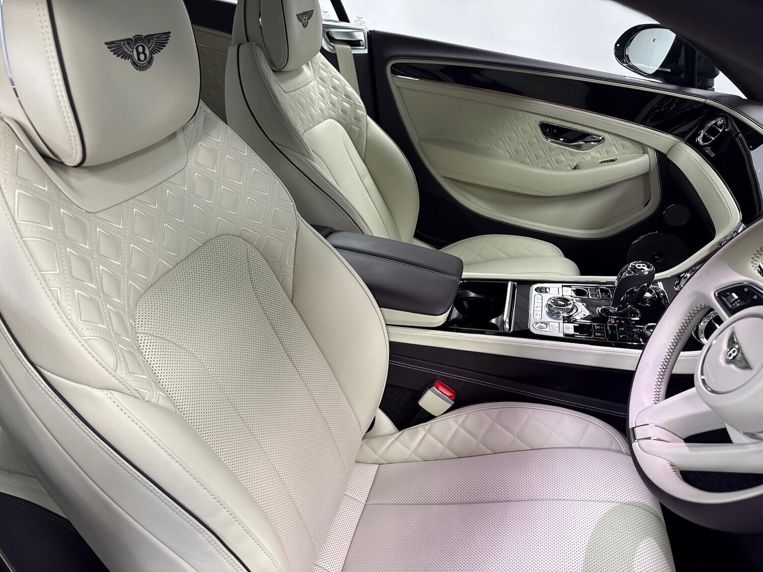 Used Bentley Continental 2023 for sale - 78193260: Photo 34