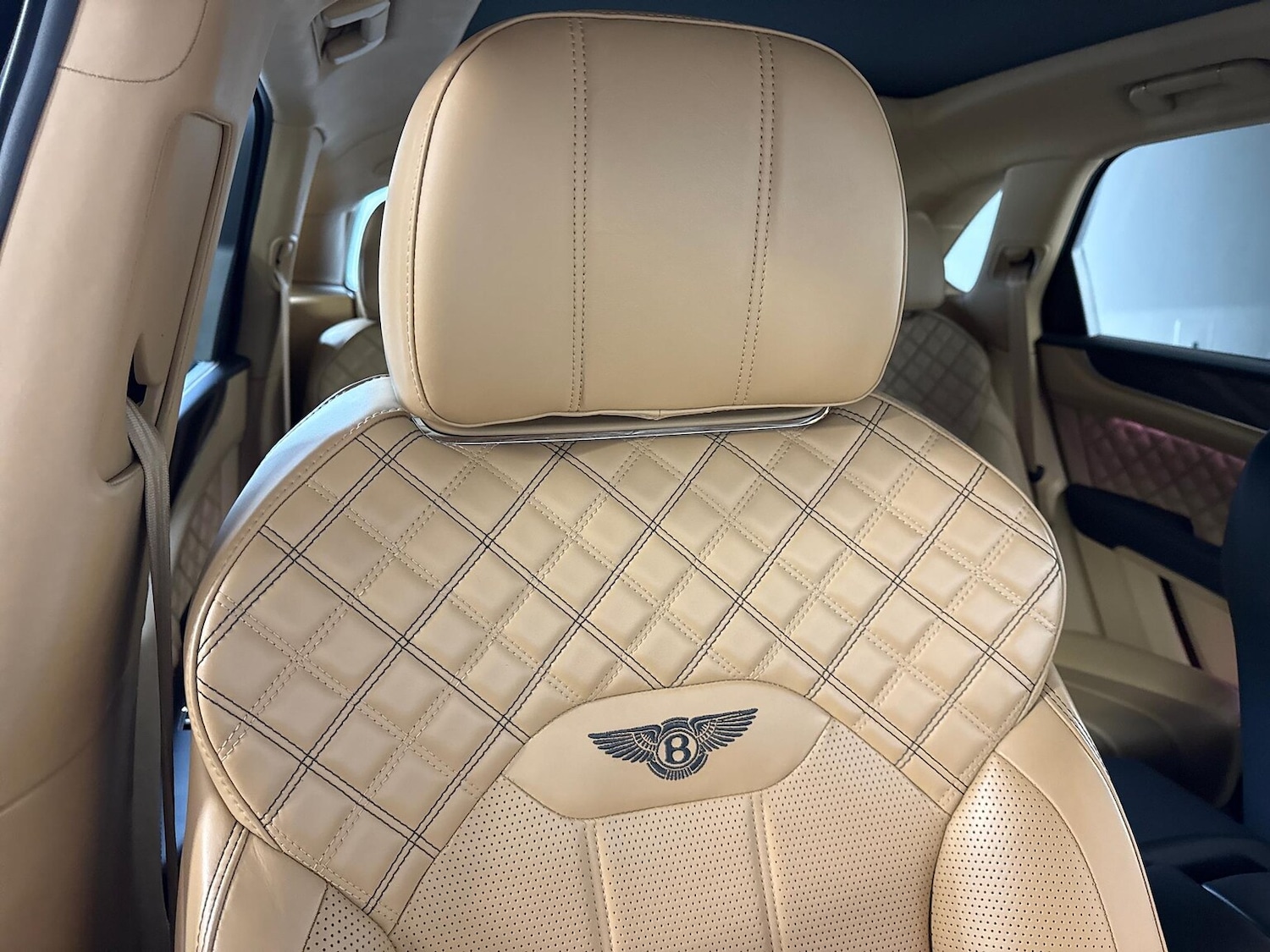 Used Bentley Bentayga 2022 for sale - 77489556: Photo 22