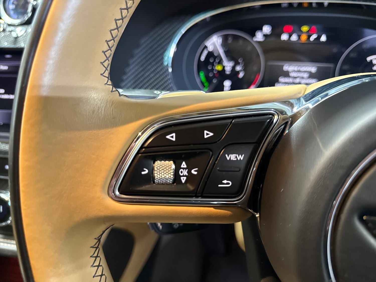 Used Bentley Bentayga 2022 for sale - 77489556: Photo 35