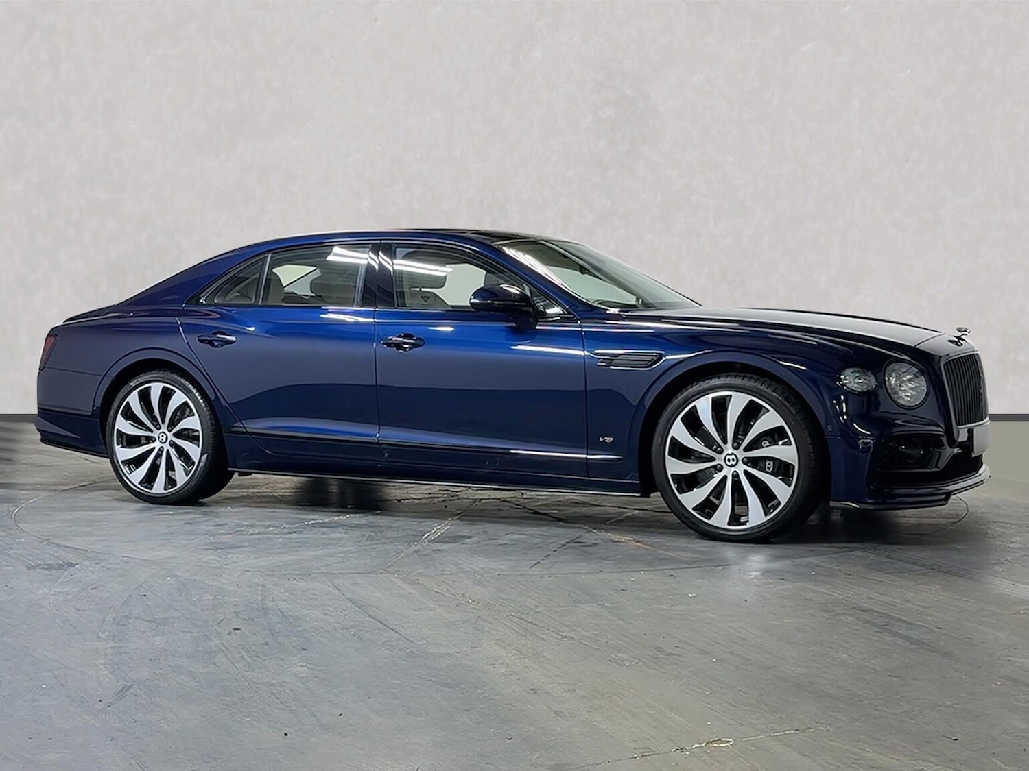 Used Bentley Flying Spur 2022 for sale - 77676339: Photo 2