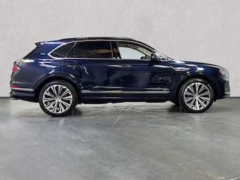 Used Bentley Bentayga 2021 for sale - 78614941: Photo