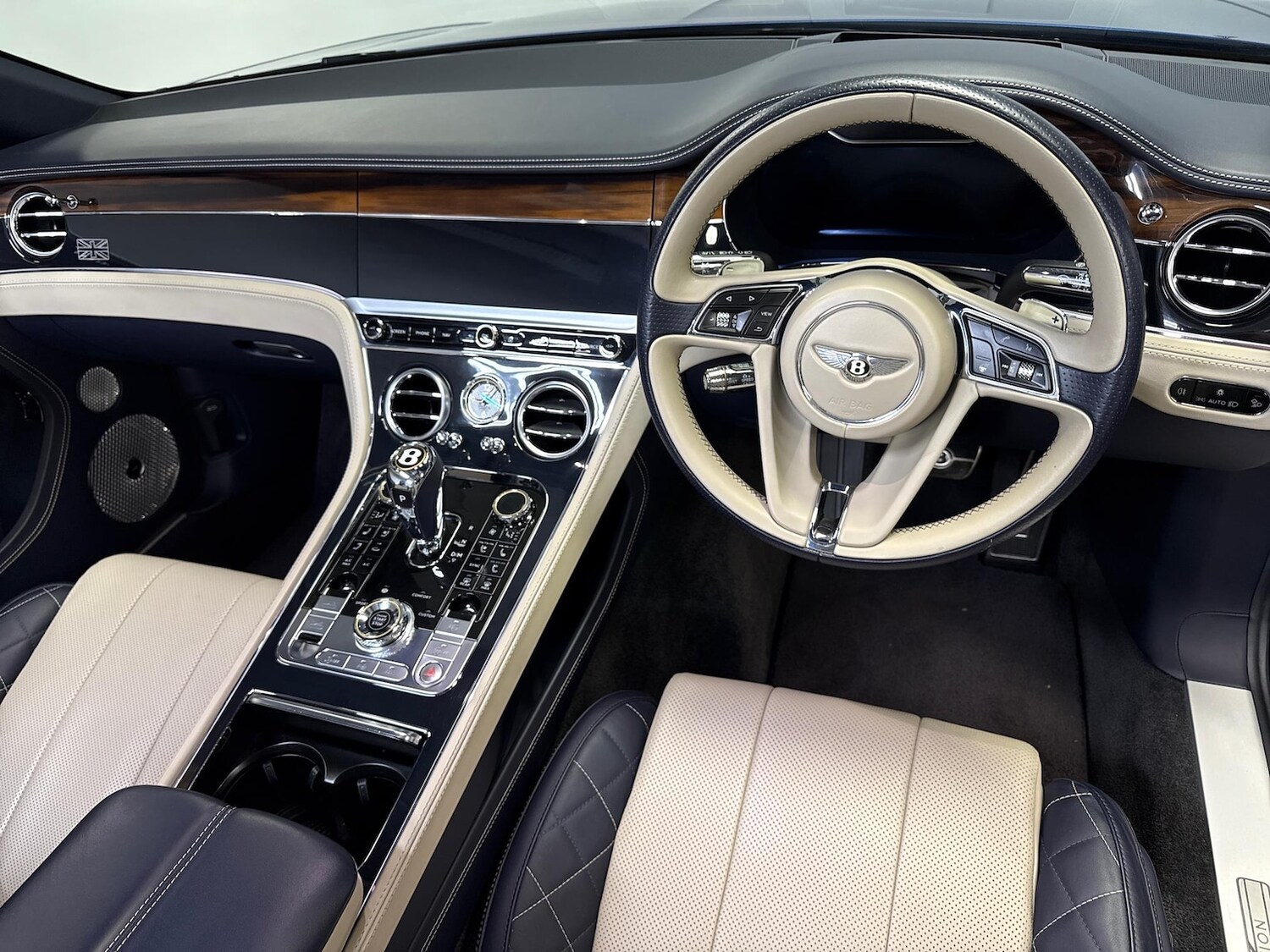 Used Bentley Continental 2019 for sale - 76353622: Photo 26