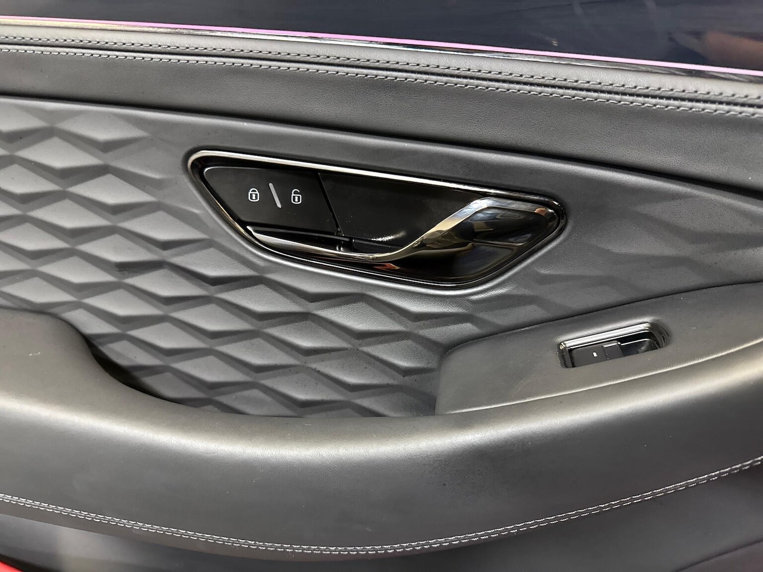 Used Bentley Continental 2025 for sale - 76706442: Photo 22