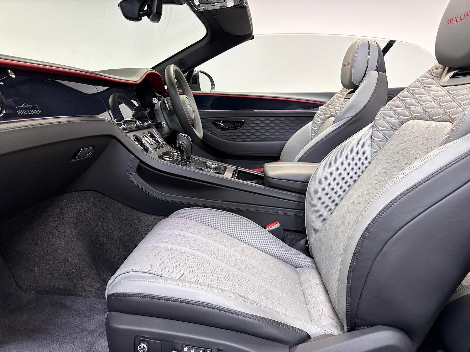 Used Bentley Continental 2025 for sale - 76706442: Photo 25