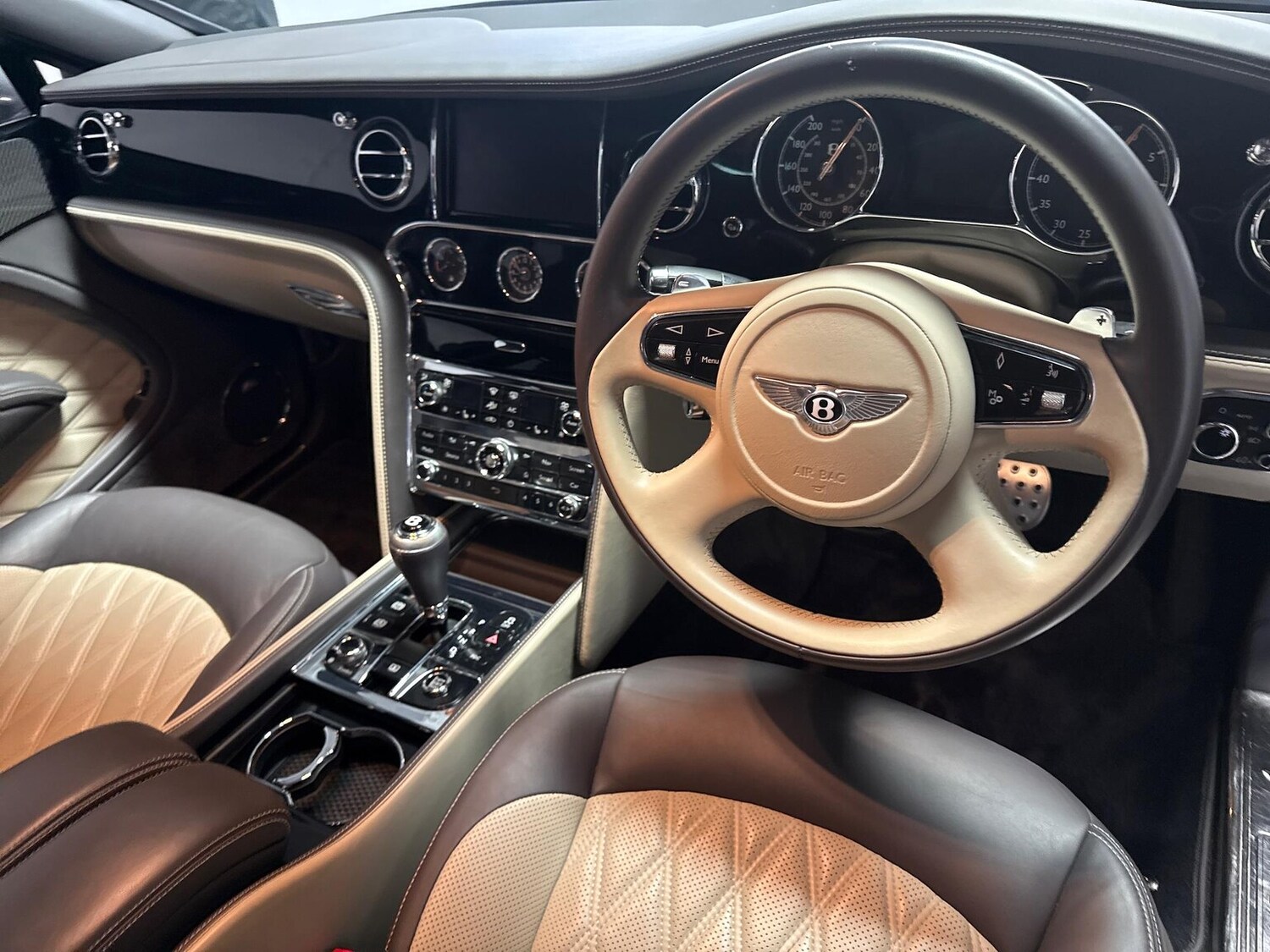 Used Bentley Mulsanne 2018 for sale - 78139515: Photo 17