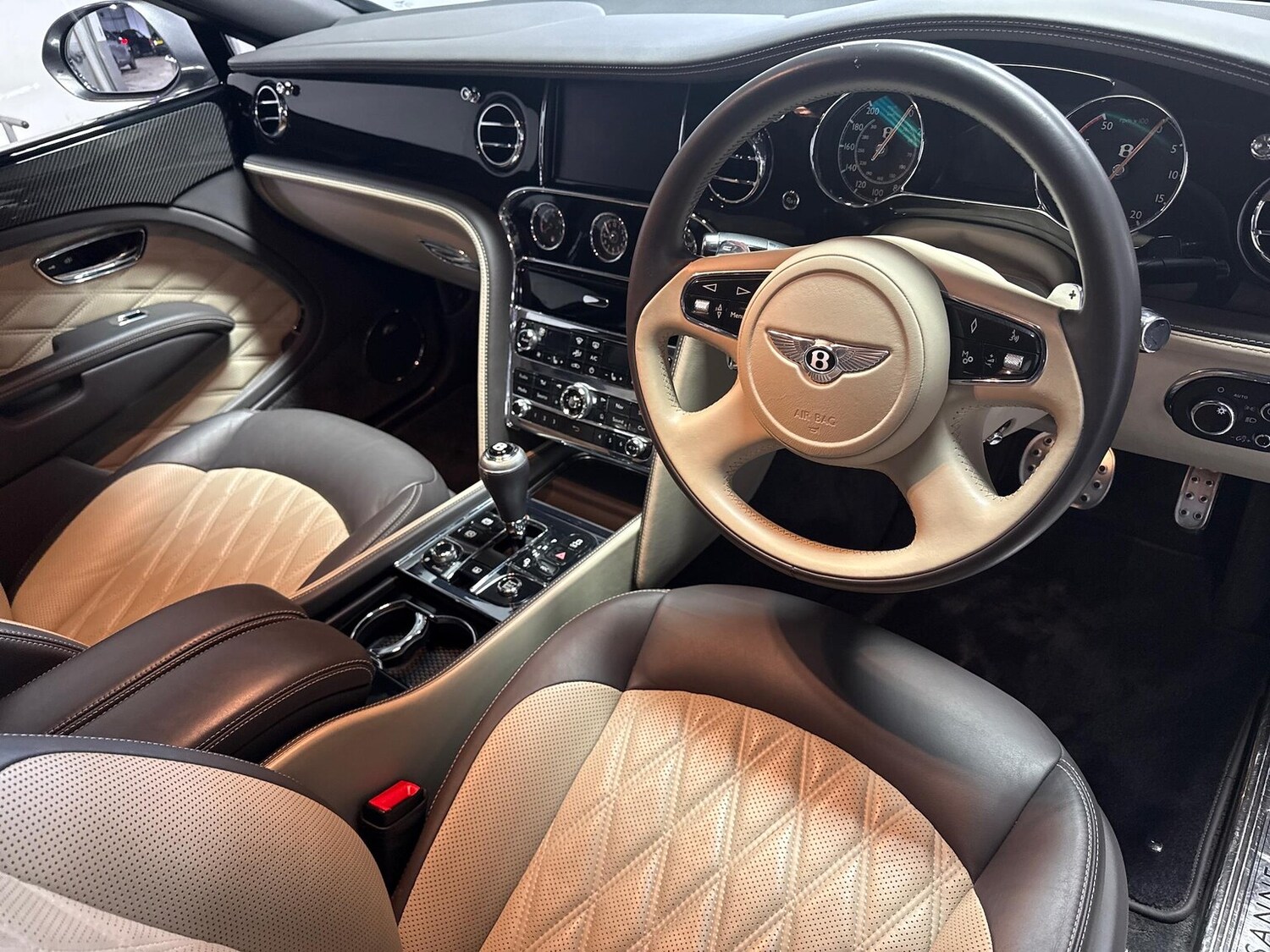 Used Bentley Mulsanne 2018 for sale - 78139515: Photo 21