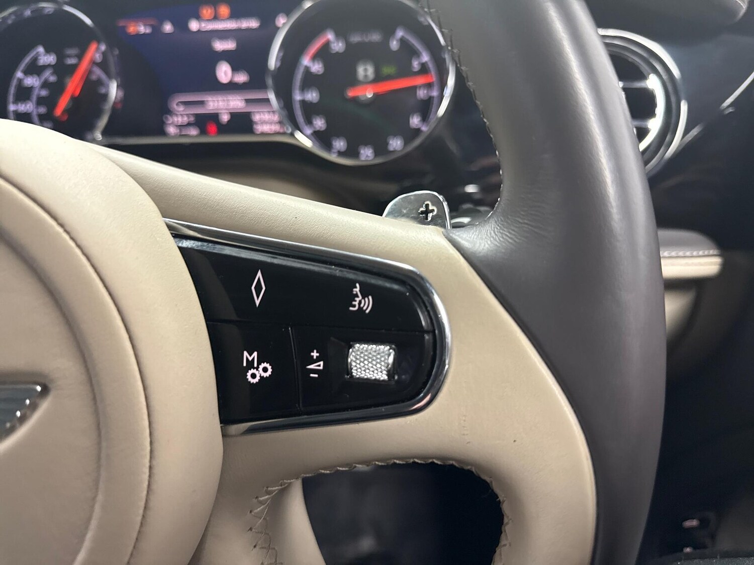 Used Bentley Mulsanne 2018 for sale - 78139515: Photo 25