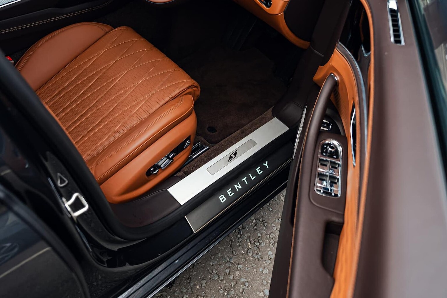 Used Bentley Flying Spur 2025 for sale - 76352532: Photo 30