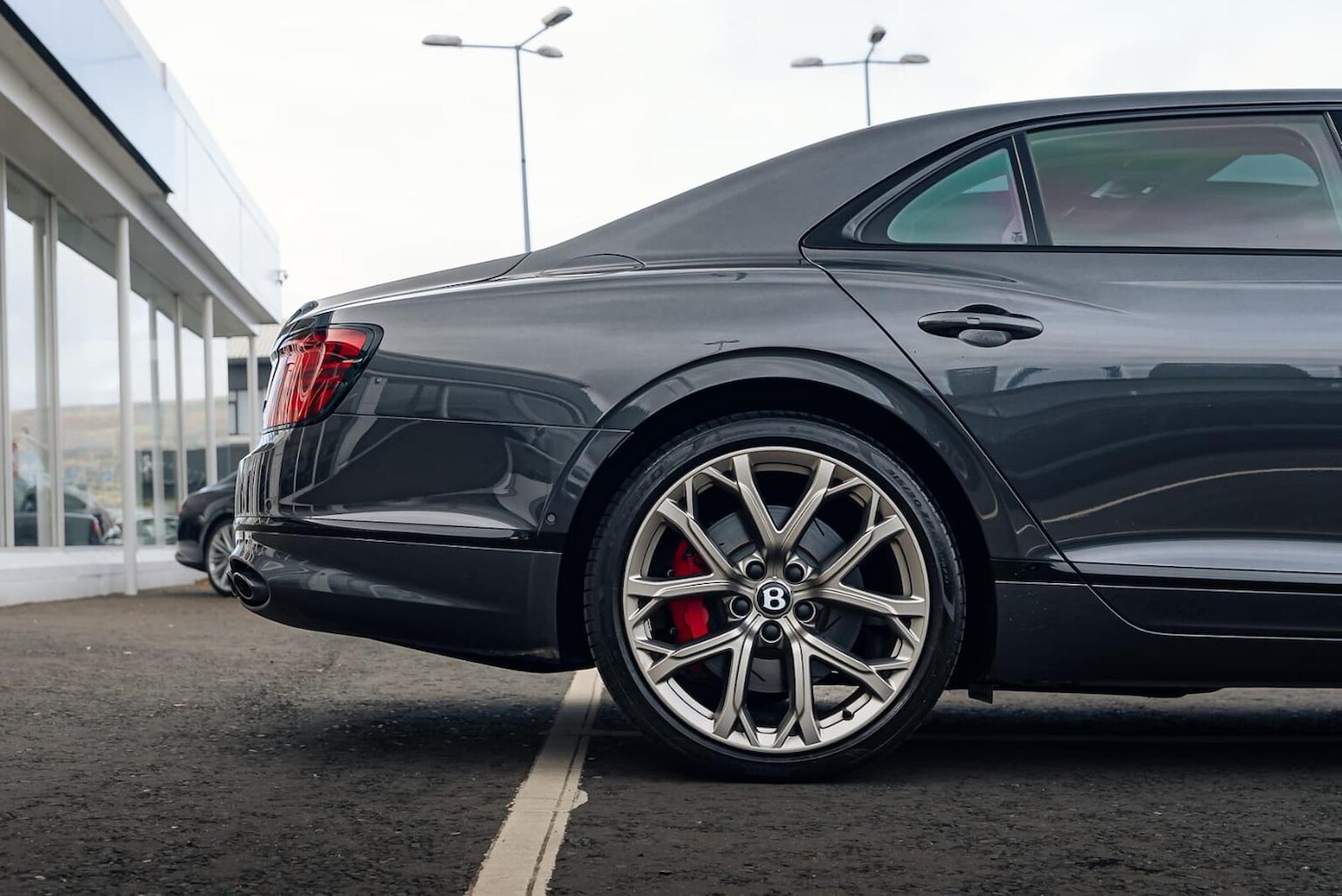 Used Bentley Flying Spur 2025 for sale - 76352532: Photo 5