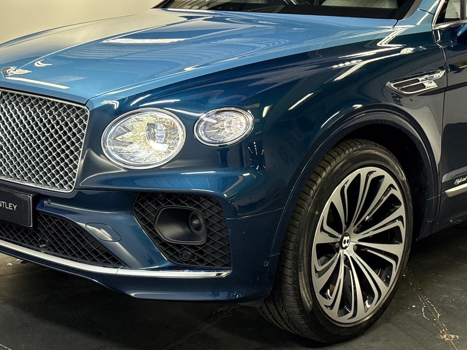 Used Bentley Bentayga 2022 for sale - 76492439: Photo 14