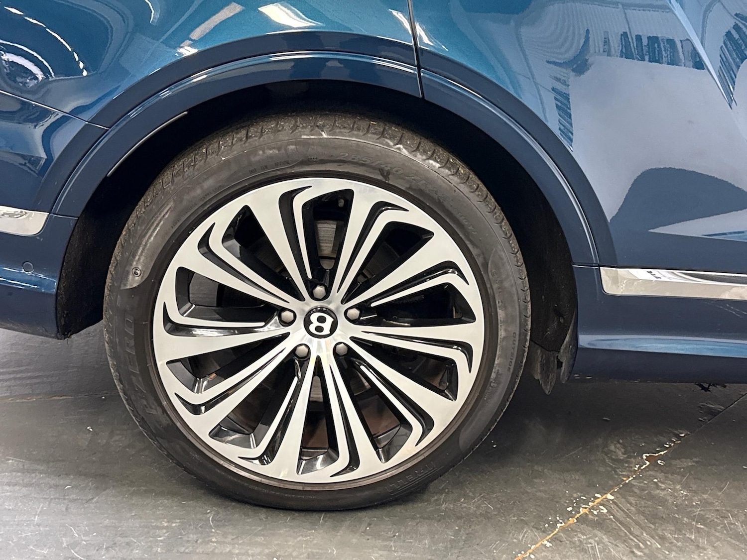 Used Bentley Bentayga 2022 for sale - 76492439: Photo 16