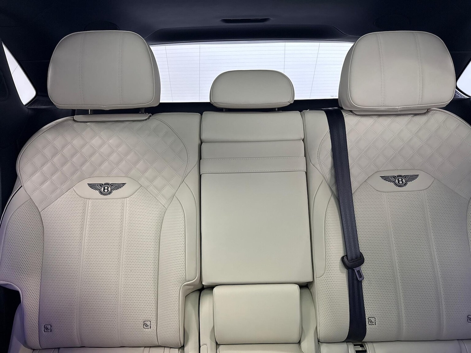 Used Bentley Bentayga 2022 for sale - 76492439: Photo 22